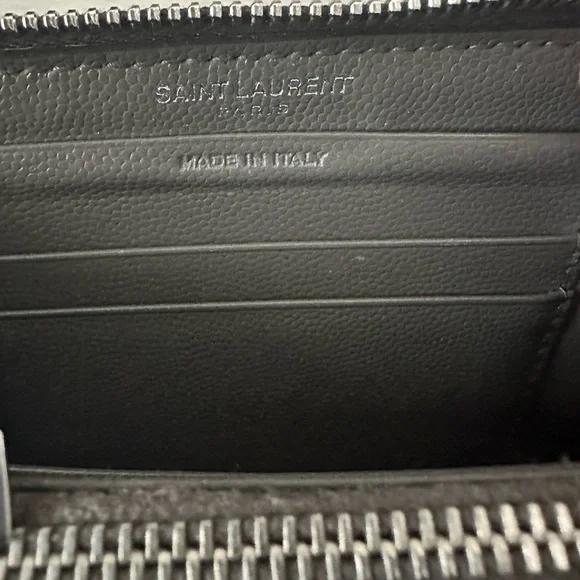 Saint Laurent Matelasse Chevron Monogram zipped wallet - Picture 6 of 10